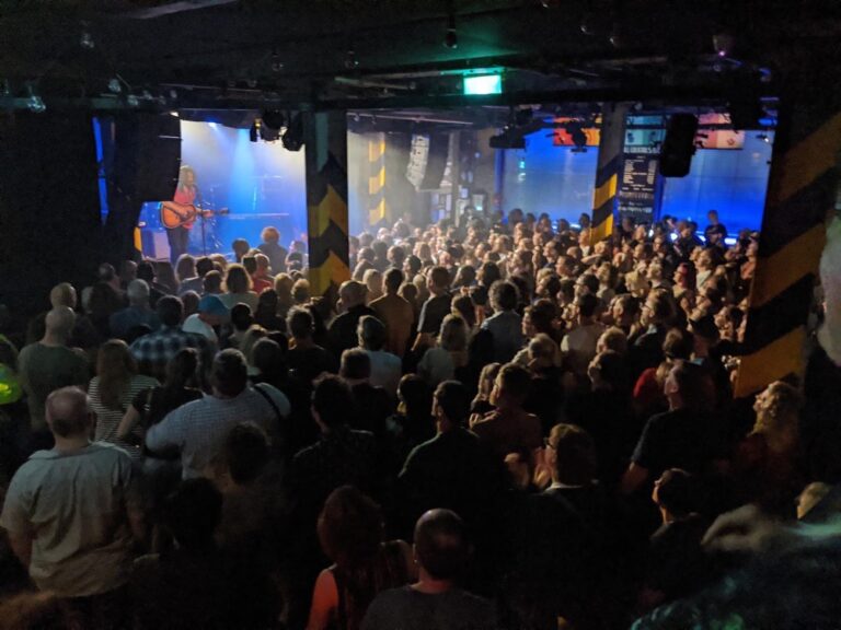 25 years ago I used to joke that I wished Evan Dando would take me to Prom. At least now I can say that we’ve both performed on the same stage!