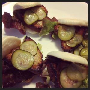 Sous vide pork belly buns with homemade pickles! Thanks @seriouseats @kenjilopezalt https://t.co/Hds0HjqBOl https://t.co/LgStHXGuhZ