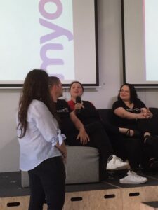 Neat! @juliamyob says the 1st #developHER cohort included many spouses of @MYOB devs. Great so many men supportive of techie partners! https://t.co/6bY86PSR9v