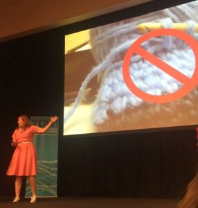 RT @GRobilliard: Knitting is binary (and crocheting is not knitting) @web_goddess closing out #yow16 👏👏🎉 https://t.co/uy46fYcC0e