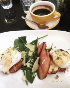 Brunch - eggs benny. Excellent. https://t.co/3o4S15KG9Z https://t.co/SHujd5vWvi