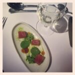 Amuse bouche - Mooloolaba tuna tartare and @logan_wines Apple Tree Flat wine. 😻#hiltonsydn… https://t.co/cAYOv0cZbk https://t.co/wbDmYl4bu7