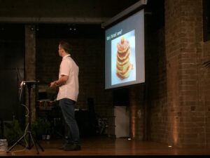 “What is ‘full stack,’ anyway?” Pancakes. Pancakes all the way down. 🥞 #frontendsyd https://t.co/qJhgb3yEdj