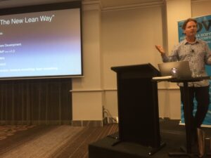 Great energy from @AshleyAitken as he kicks off his talk on Lean Startup for developers. #yowwest https://t.co/ZWZTT890c9