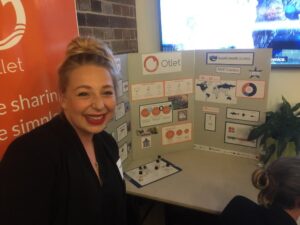 “We decided to just lean into it and go full Science Fair!” - Maddy from @OtletResearch 👩‍🔬🦈❤️ #SheStarts https://t.co/hKbSKUAMHW