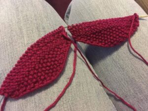 I can't believe I'm actually knitting elbow patches. How odd. First time for everything! 🤷‍♀️ https://t.co/rcUudA2KW2 https://t.co/ykJFnrArXR