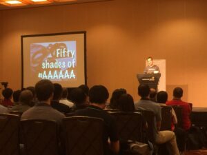 50 shades of #AAAAAA. 😂 @glaforge @voxxedsingapore https://t.co/0cOEirHFp3