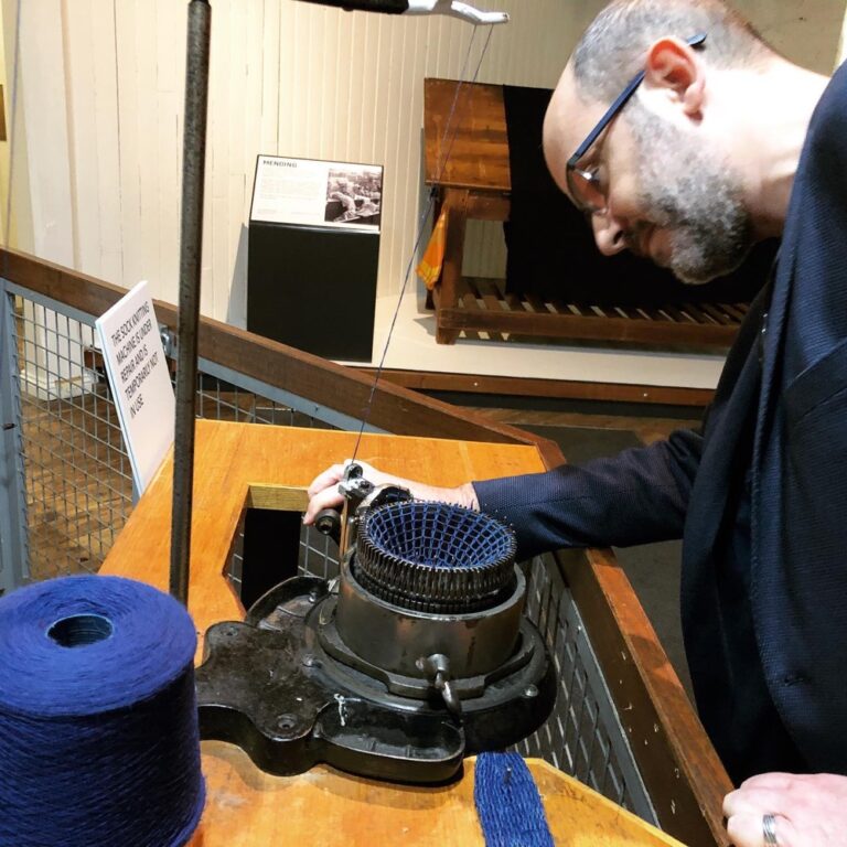 A visit to the WOOL MUSEUM, complete with a demo of a working Jacquard loom! (I want one.)