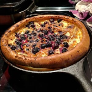 Baking Day started with a blueberry Dutch baby! #bakingday https://t.co/wn5rYHGQT5 https://t.co/XAwSgRf7IN