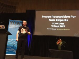 From Star Wars to Star Trek references… it’s all happening at #YOWData! @nomiddlename talking about image recognition for non-experts… https://t.co/qEJ3aXQgXs