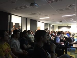 Big crowd excited to learn about functional programming in JavaScript from @bachstatter! #nodesydney @NodeSydney https://t.co/Lsszwn28tu