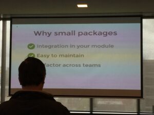 Lots of good tips from @willmendesneto as he walks us through best practices for shared modules in Angular. #devfest17 @gdgmelbourne https://t.co/KUnOQ2rVdC