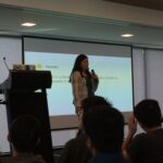 Very helpful of @zarahjutz to share the caveats and things she found confusing in her journey with data bindings. #devfest17 @gdgmelbourne https://t.co/e1zwmI1TJU