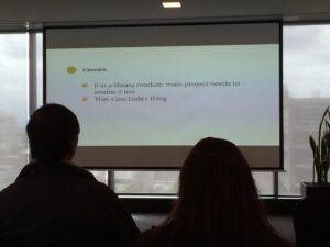 Very helpful of @zarahjutz to share the caveats and things she found confusing in her journey with data bindings. #devfest17 @gdgmelbourne https://t.co/e1zwmI1TJU