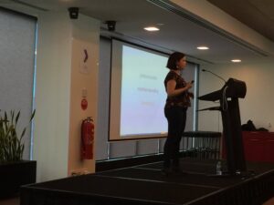 Perfect follow-on to my talk - @shelleglee giving practical tips to improve the code base for the next developer. #devfest17 @gdgmelbourne https://t.co/nuJeUgAUml