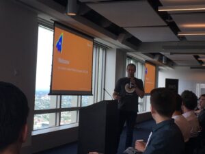 Excited for #awsstartupday. @rabbieburns kicking things off with an overview of local startup ecosystem. https://t.co/FypDQOulhI