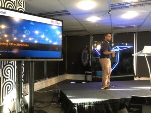 First speaker of the night is Freddy (Sudhakar Frederick) from @elabor8 talking about engineering effectiveness! #sydtechleaders https://t.co/DUQu0FbvPT