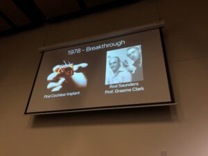 The first cochlear implant was the size of an Airpods case - drilled into Rod Saunders's head and embedded under the skin. Fortunately they removed it and gave him a smaller upgrade later! #yow17 😱 @adamphosho @mark_sabbatical https://t.co/GhGyXdVvbe