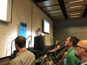 Consumer-driven contract tests solve the problem of test symmetry. Allow devs to make changes with speed and confidence, can be deployed independently, and result in better API design. @bethesque #yow17 https://t.co/fDbVu7uKUW