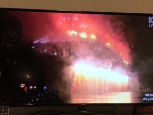 I'm a sucker for the curtain of sparks. So pretty. My favourite part. 🎇❤️ #SydNYE https://t.co/O9wbKgjuQk