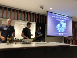 Next up - @nicolasguignard and Arthur Baudry from @OCTODownUnder talking about reporting with Spark. #TechShare #techsharesydney https://t.co/AxeSdsqRpd