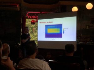 Segmentation and clustering are things human beings just naturally do by default. We see patterns. @johannux #wawsydney https://t.co/Ny8vsGqRvT