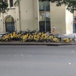 Interesting. The Snook has spotted piles of share bikes around Pyrmont on his way to work today. "Clusters of ofo on Harris in Pyrmont too. Might be the council crackdown starting." @NickyWill100 @ChiefDisrupter https://t.co/OpQAAhRkBx