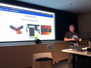 Reasons to own a 3d printer: to make your own accessories, fix things you've broken, invent new stuff. @unixbigot #artandtech #lca2018 🖼️❤️💻 https://t.co/z9aT6ZvVt1