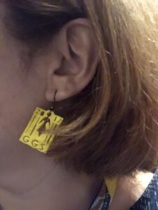 A lost artist in the world of technology! @currawongwhsper and the cool 3d-printed earrings she made for @GGDSydney #shehacks. #artandtech #lca2018 🖼️❤️💻 https://t.co/EQ4dps1BjO