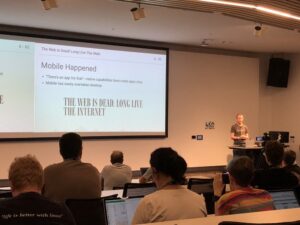 The Web is dead! says @samthor. Mobile killed it! ... or did it? (Loved the brief bit of 90's Web nostalgia.) #lca2018 https://t.co/YV0wlxHY5p