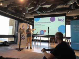 First talk is @SimonAubury talking about how @IAGAust builds data pipelines with Kafka Streaming. (HONK IF YOU ❤️ DATA PIPELINES!) 😂 @preactaau https://t.co/rrDwfHNEz6