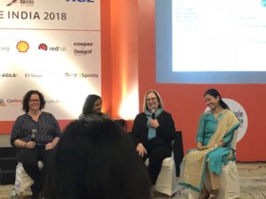 Women tend to share success as a team, not claim it individually. @carlickcooper says we need to amplify women’s accomplishments. (I also think more men should share credit! As a manager I was taught ‘Succeed as a team, fail as individual.’) #AgileIndia2018 https://t.co/v2Xtkj2Ok3