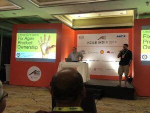 “Who’s excited to see @jeffpatton?” Massive cheer. “See? He was worried people would leave. I put him last because I knew it would make people STAY.” 😂 @nashjain #AgileIndia2018 https://t.co/rll3i4YAUD