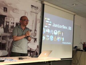 Yay! @coderkungfu giving a shout out to @juniordev_io as we kick off @JuniorDevSG. (I think I’m the only person who’s been to all three branches!) #juniordevsg https://t.co/0aow1JLoEM