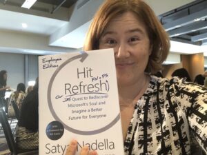 I won a copy of @satyanadella’s book! Thanks @MicrosoftWomen @MicrosoftAU #womenthinknext https://t.co/whMjT61n5B