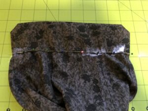 Back to it! Step 20 - attaching the cuffs and top stitching. (Every cuff I do gets slightly better. Really happy with these!) https://t.co/FDGz9pyH2f