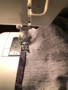 Step 22 - pin and sew the hem! https://t.co/SU7ZKF988Z