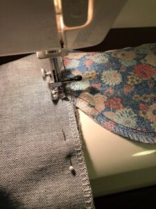 Blog post: Colette Iris Shorts - in which I exhaustively document yet another sewing project (with 90 photos!) and rant about the devaluation of the skills involved in making clothes. 😵 https://t.co/HQ8d1cSRU7 https://t.co/JB9KAQJzjL