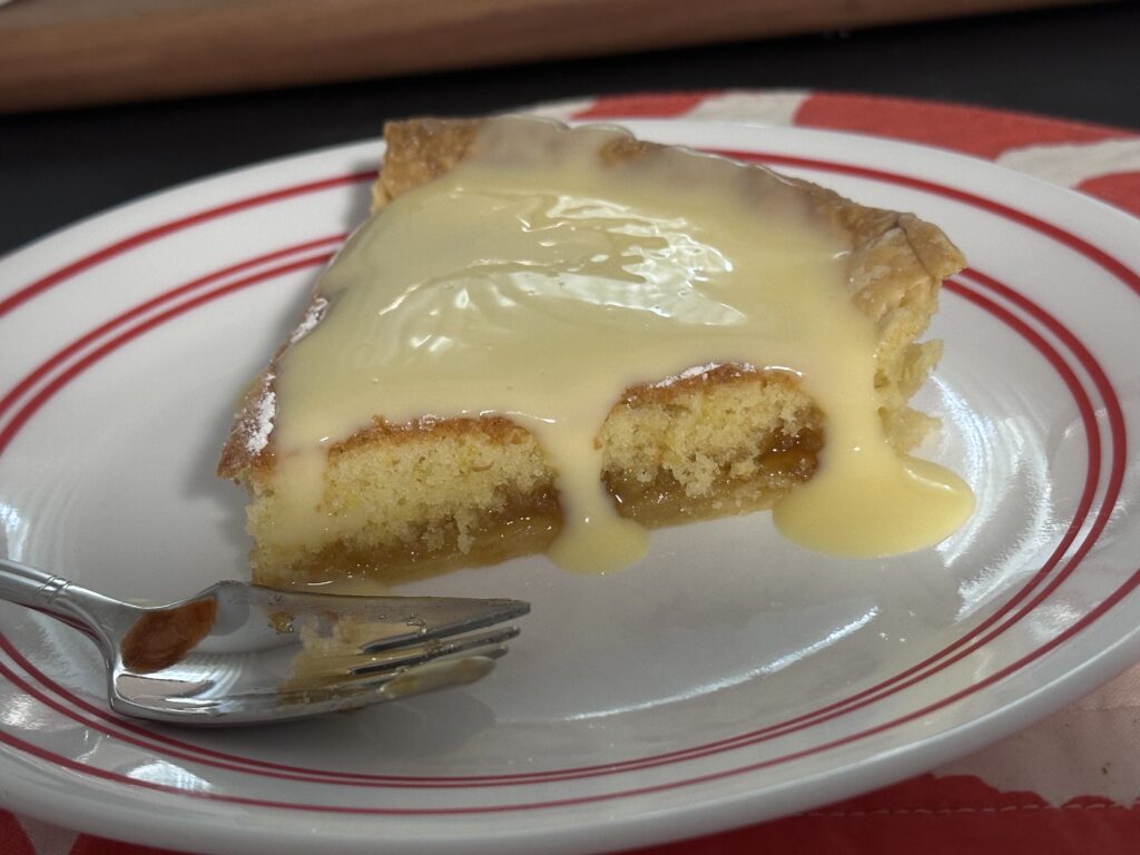 Bachelor's Pudding with custard