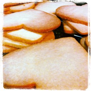 Sugar cookies are my damn Everest, I swear. These are okay, but a little too brown. http://instagr.am/p/MF5wgQxJAb/